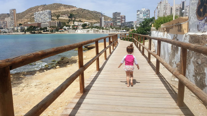 playa para ir con bebés en Alicante